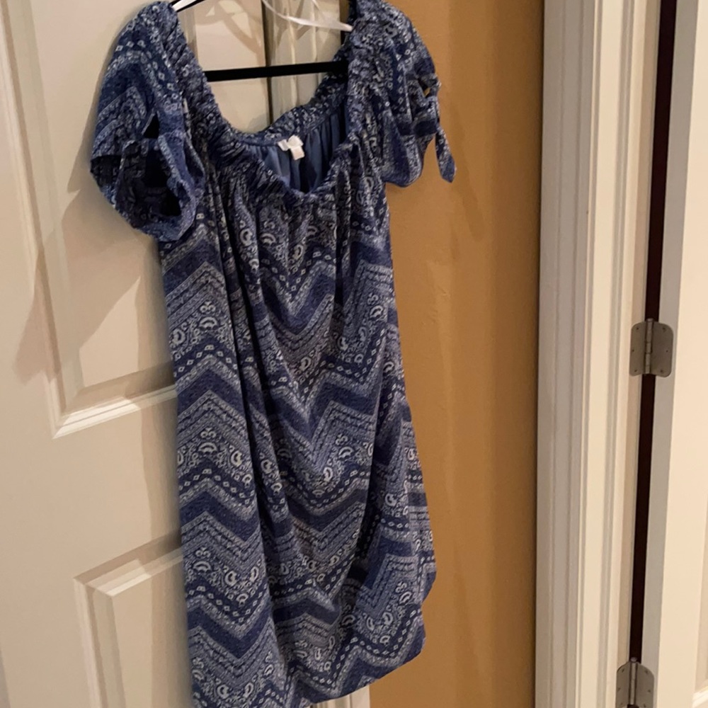 Off the shoulder Dress